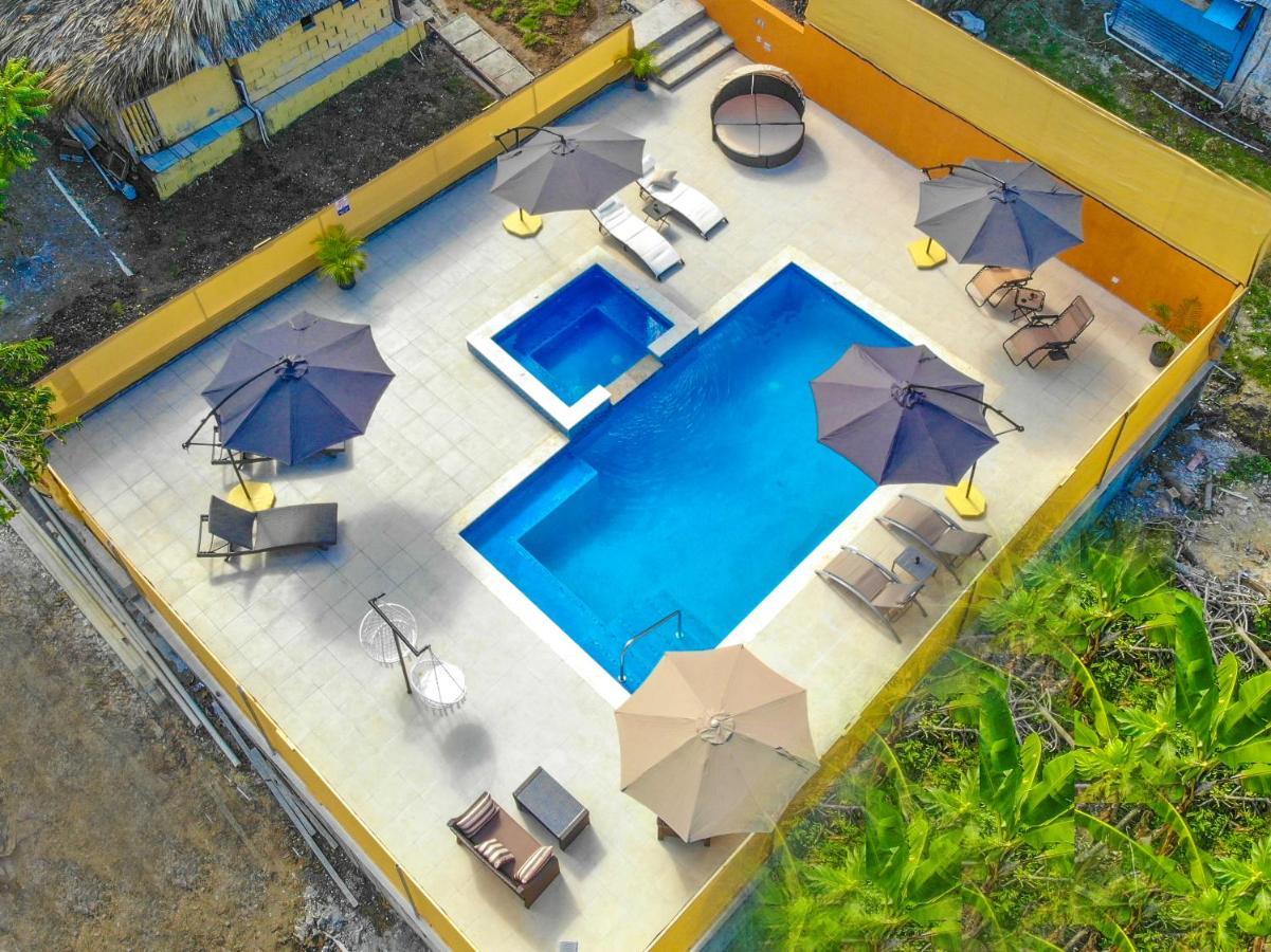 Takuma Boutque Hotel Hotel Rooms & Suites Монтего Бей Екстериор снимка